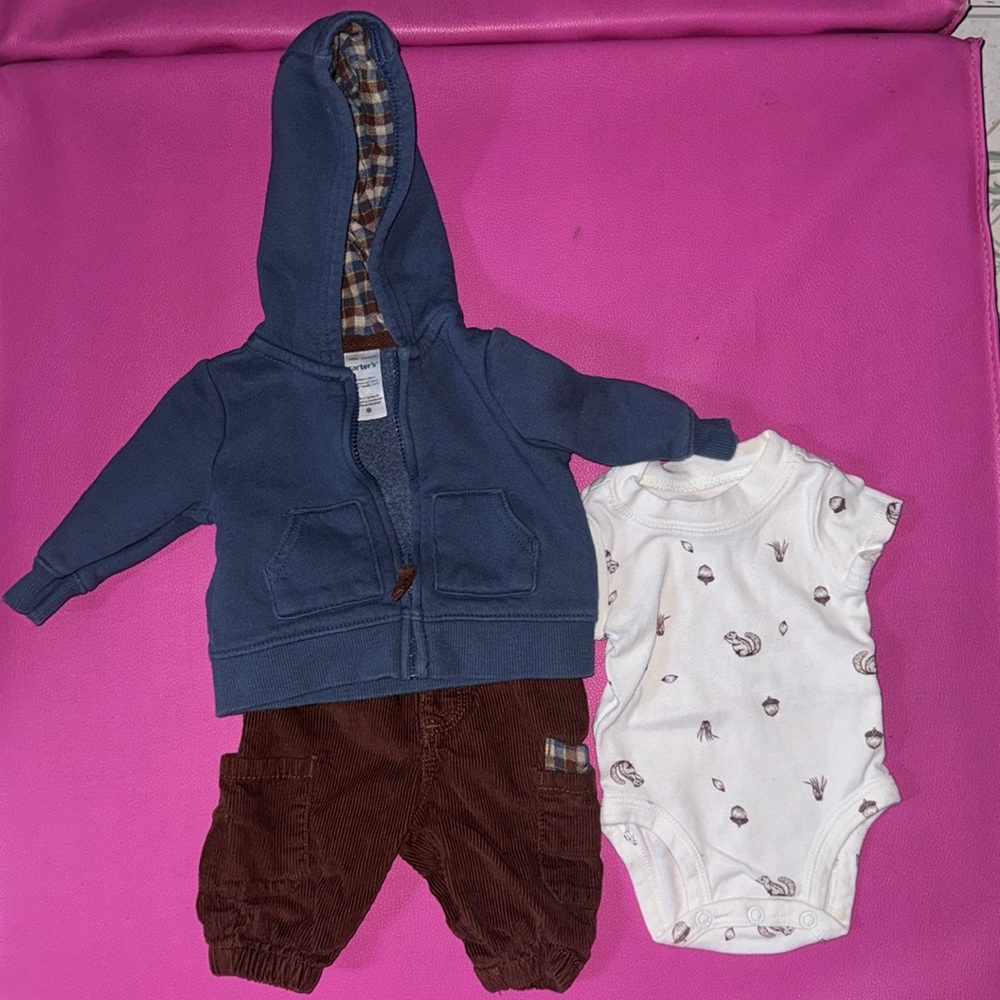 Carter’s 3 pc set/USED/ Jacket / onesie/ pants